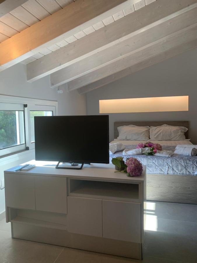 Terpsichore Boutique Bright New Sofita Studios And Appartment Dassia  Eksteriør billede